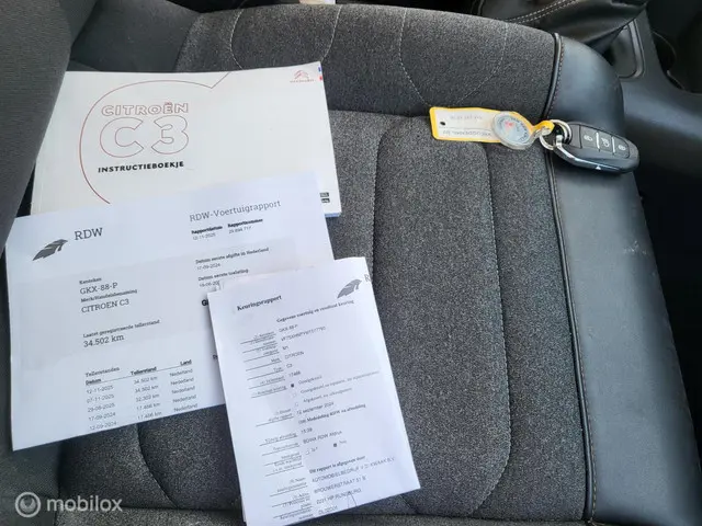 Citroën C3 1.2 PureTech Saint James 2021 Benzine 8