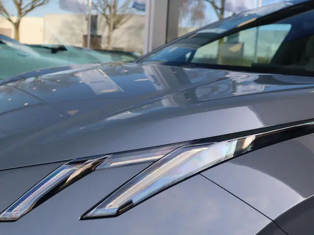 Lynk & Co 02 More 66 kWh 2026 Elektrisch 4