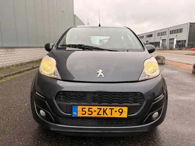 Peugeot 107 1.0 Active Airco 2013 Benzine 5