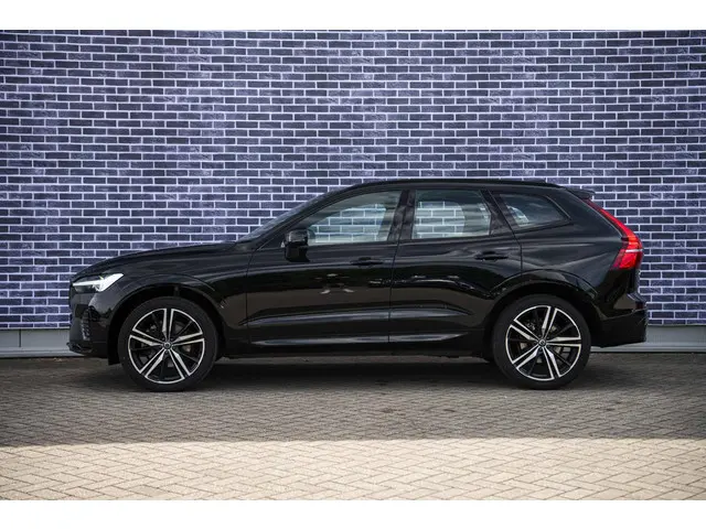 Volvo XC60 B5 Plus Dark 2022 Benzine 5