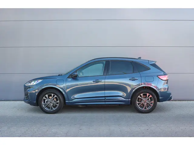 Ford Kuga 2.5 PHEV ST-Line 2022 Hybride Benzine 21