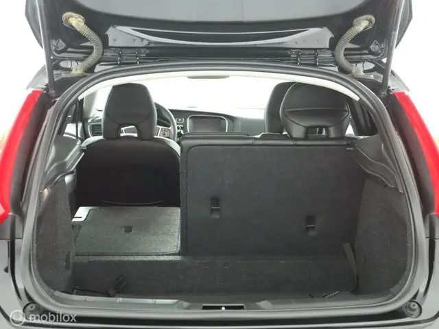 Volvo V40 Cross Country 1.5 T3 Polar+ Luxury 2019 Benzine 56