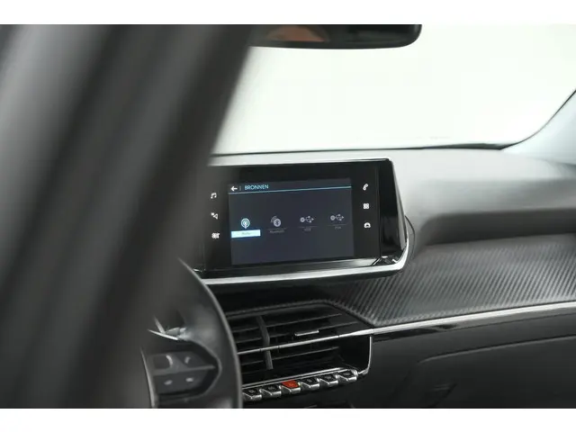 Peugeot 2008 PureTech 130 EAT8 Allure 2022 Benzine 46