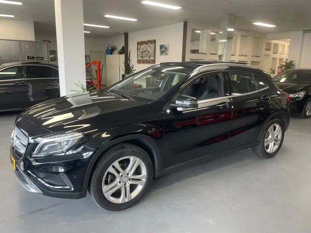 Mercedes-Benz GLA 200 Ambition 2016 Benzine 4