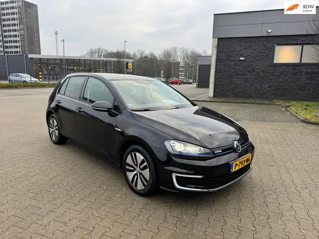 Volkswagen e-Golf E-Golf 2015 Elektrisch 1