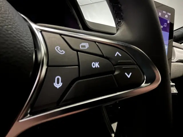 Mitsubishi Grandis 1.8 HEV Intense 2026 Hybride Benzine 24