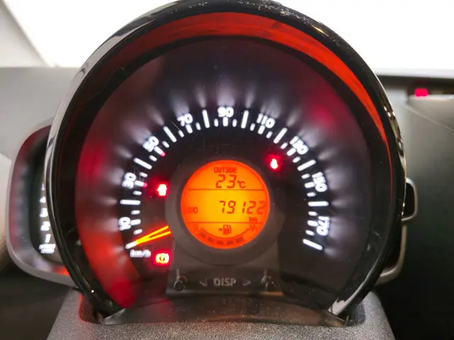 Peugeot 108 1.0 e-VTi Allure 2019 Benzine 12