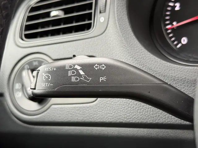 Volkswagen Polo 1.2 Easyline 2012 Benzine 14