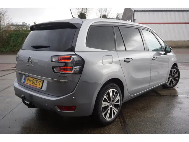 Citroën Grand C4 Picasso 1.6 e-THP Shine 2018 Benzine 2