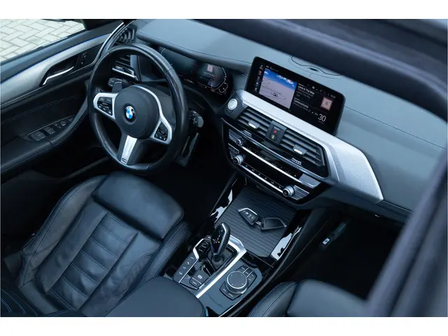 BMW X3 xDrive30e M Sport 2021 Hybride Benzine 33