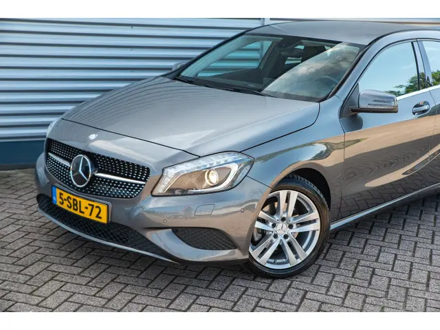 Mercedes-Benz A-Klasse 180 Ambition 2013 Benzine 27