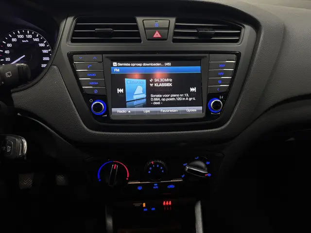 Hyundai i20 1.0 T-GDI Go! 2016 2016 Benzine 12