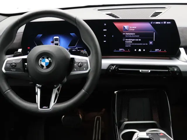 BMW X2 sDrive20i 2025 Benzine 24