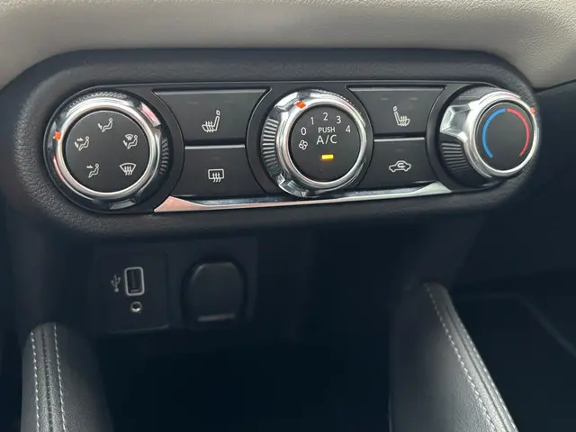 Nissan Micra IG-T 92 Xtronic Kiiro 2022 Benzine 16