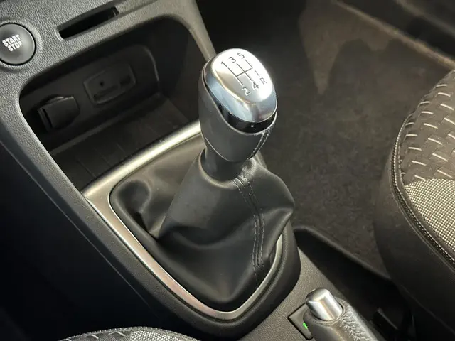 Renault Captur 0.9 TCe Intens 2018 Benzine 25