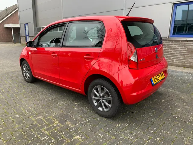 SEAT Mii 1.0 Reference 2014 Benzine 2