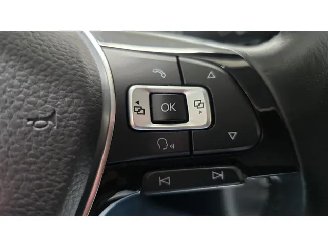 Volkswagen Golf 1.0 TSI Virtual Cockpit 2017 Benzine 21