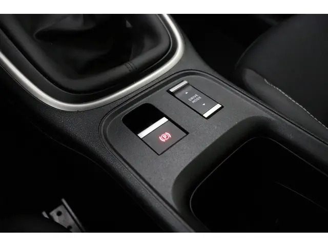 Jeep Avenger 1.2 Altitude 2024 Benzine 17