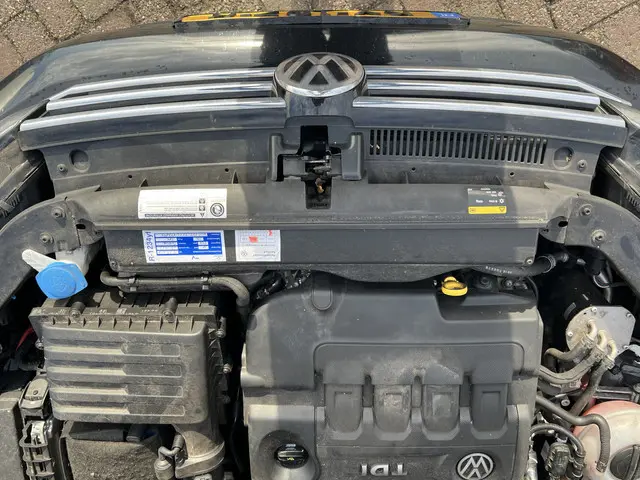 Volkswagen Touran 1.6 TDI SCR Highline 7p 2016 Diesel 11