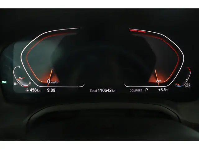 BMW 3 Serie 330i High Executive 2020 Benzine 42