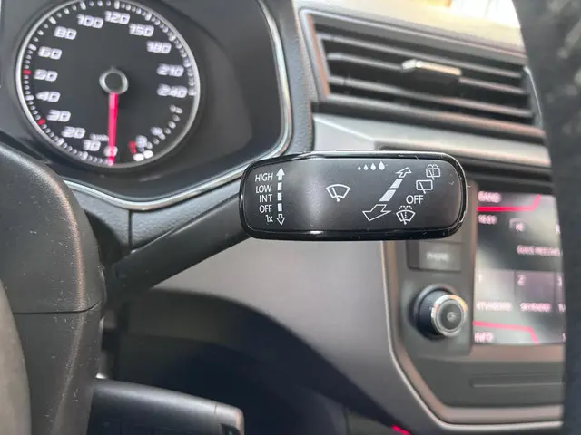 SEAT Ibiza 1.0 TSI Style Business Intense 2019 Benzine 25