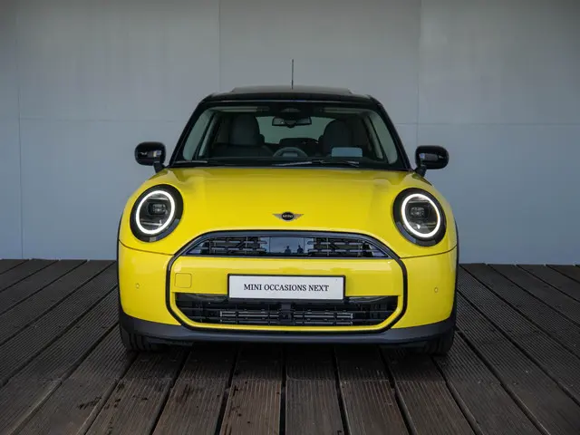 MINI 5-Deurs C 2025 Benzine 3