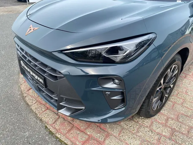 CUPRA Terramar 1.5 TSI e-Hybrid 2025 Hybride Benzine 13