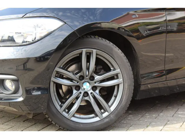 BMW 1 Serie 118i 2017 | Automaat | NAP 2017 Benzine 7