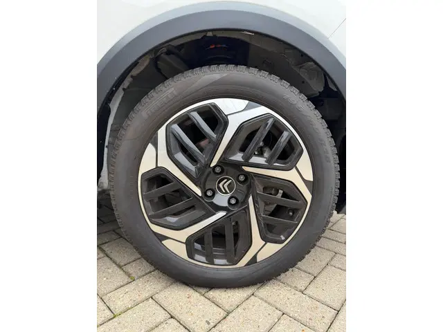 Citroën C4 - 1.2 Puretech Shine 2022 Benzine 11