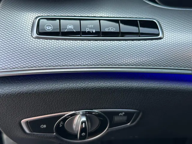 Mercedes-Benz E-Klasse AMG E63 S 4MATIC+ 2020 Benzine 17