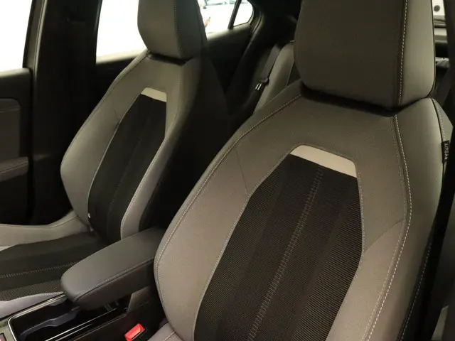 Opel Mokka-e Level 3 50 kWh 2023 Elektrisch 36