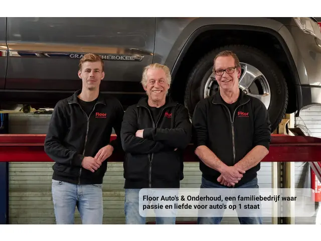 Ford C-MAX 1.0 Edition |Nieuwe distributie| 2014 Benzine 33