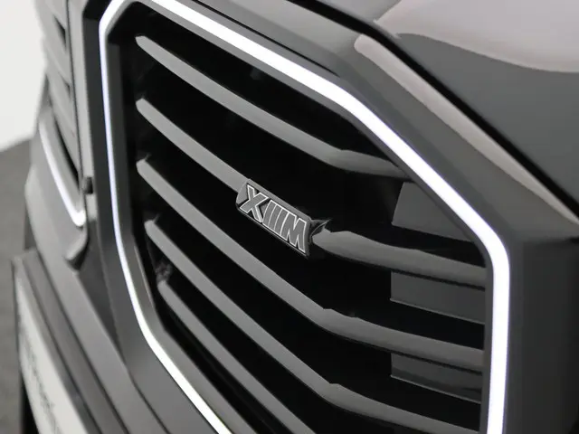 BMW XM PHEV 50e 2025 Hybride Benzine 7