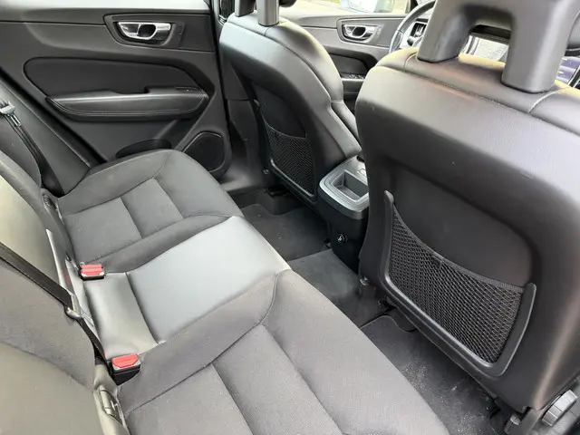 Volvo XC60 2.0 D4 AWD Momentum 2017 Diesel 17