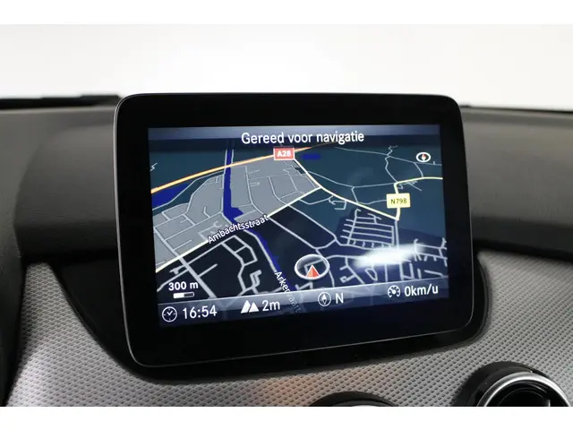 Mercedes-Benz B-Klasse 180 Ambition 2016 Benzine 22