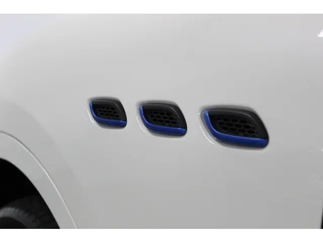 Maserati Levante 2.0 Hybrid Executive 2022 Benzine 23