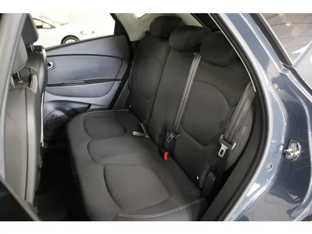 Renault Captur 1.2 TCe Limited 120 PK. 2017 Benzine 6