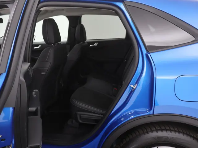 Ford Kuga 2.5 PHEV Active X 2025 Hybride Benzine 11