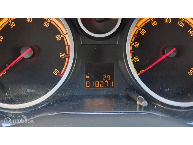 Opel Corsa 1.2-16V Design Edition 18000 KM!! 2014 Benzine 9