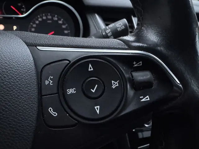 Opel Grandland X 1.2 Turbo Ultimate 2018 Benzine 21