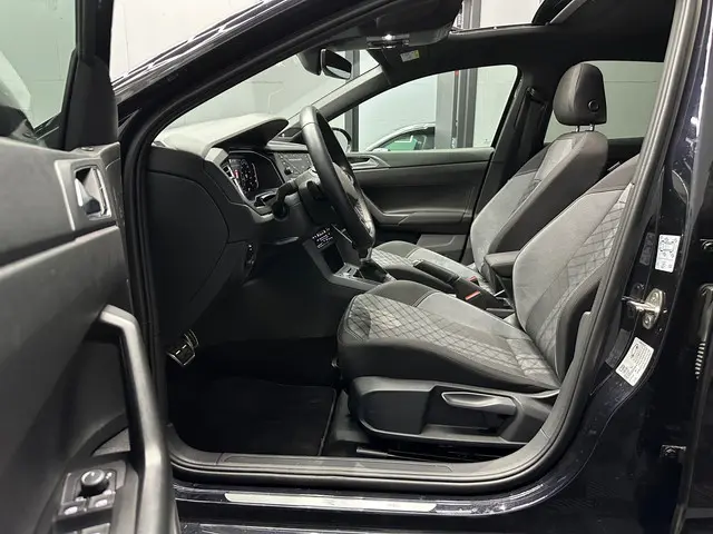 Volkswagen Taigo 1.5 TSI R-Line 2023 Benzine 6