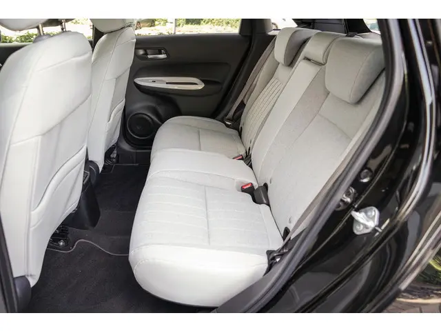 Honda Jazz 1.5i e:HEV EXECUTIVE 2022 Hybride Benzine 27