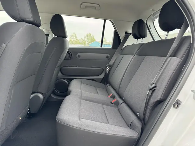 Hyundai Inster E-Motion 49 kWh 2025 Elektrisch 12