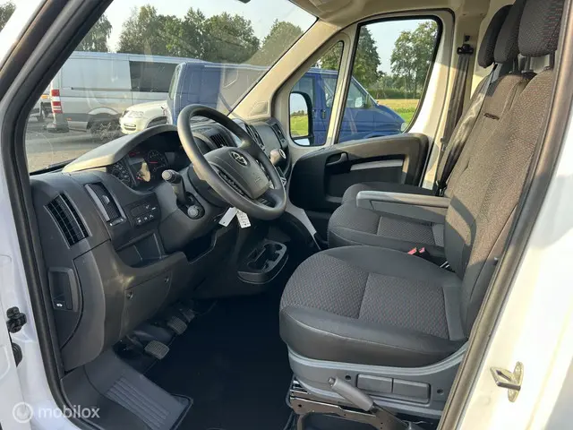 Opel Movano bestel 2.2D 140 L2H2 3.3t 2024 Diesel 8
