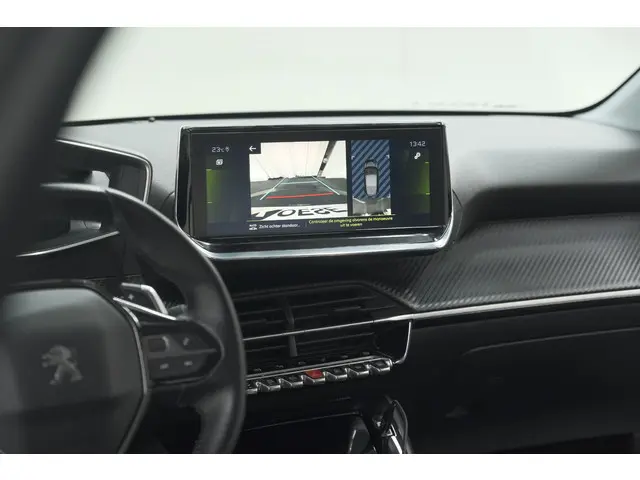 Peugeot 208 PureTech 100 EAT8 Allure 2020 Benzine 15