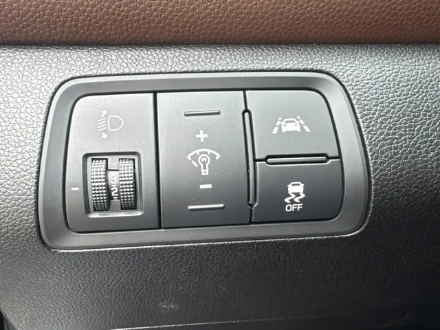 Hyundai i20 1.2 HP i-Motion /NAP/Airco/cruise/ 2016 Benzine 19