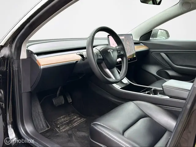 Tesla Model 3 Long Range Dual Motor 2019 Elektrisch 6