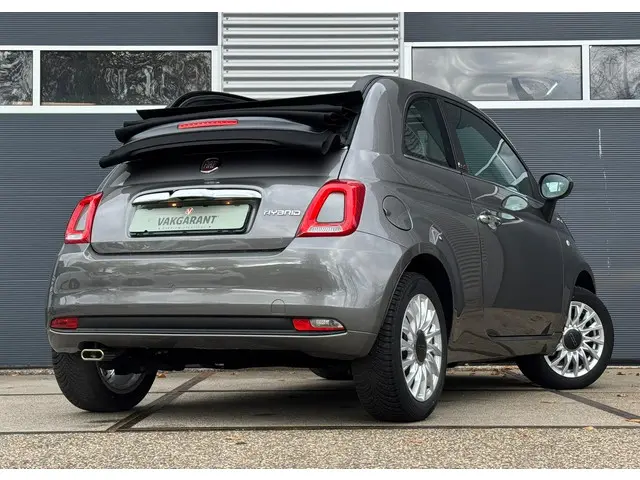 Fiat 500C 1.0 Hybrid Dolcevita 2022 Benzine 2