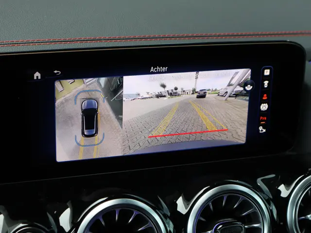 Mercedes-Benz EQA 250+ AMG Line 71 kWh 2025 Elektrisch 22