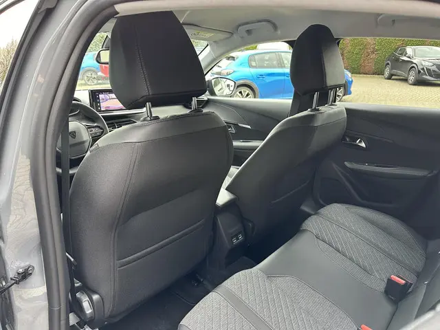 Peugeot 208 1.2 Turbo 100 PK Allure 2025 Benzine 32